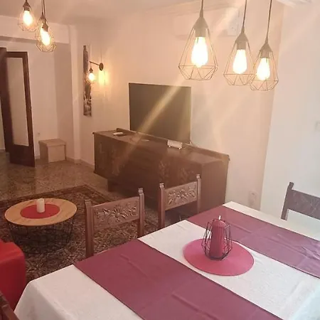 Appartement Apartamento Con 4 *
