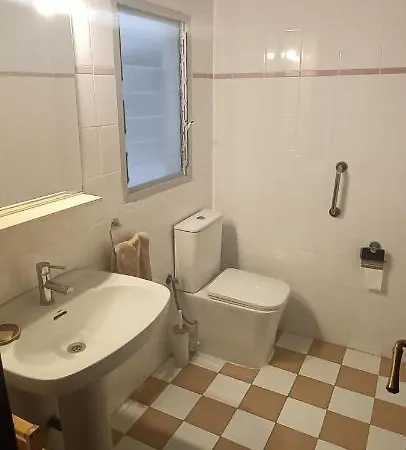 Apartamento Con 4 *